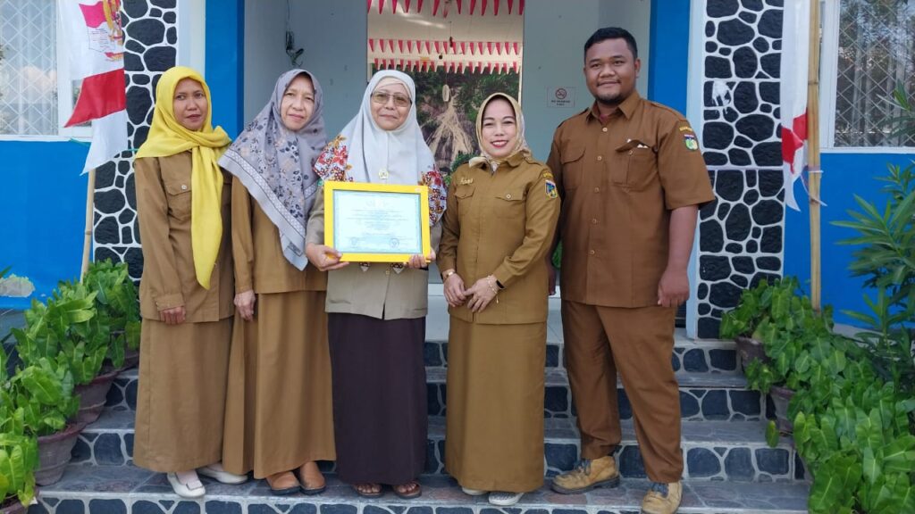 Mengharumkan Sulteng, SMPN 7 Palu Raih Penghargaan Sekolah Adiwiyata Nasional