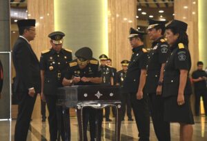 Dukung Penuh Asta Cita, Menteri Hukum Lantik 11 Pimpinan Baru