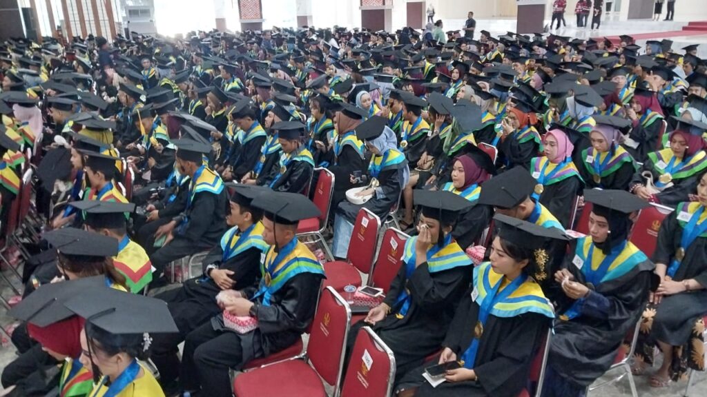 Untad Lahirkan 1.125 Lulusan Baru, Wisudawan Terbaik Universitas dari Faperta