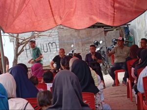 Warga Petobo Diajarkan Cara Mengakses Aplikasi SanguPalu