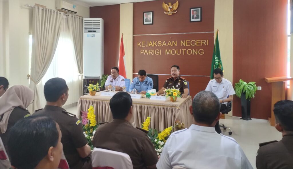 Wakajati Sulawesi Tengah Zullikar Supervisi ke Kejari Parimo hingga Touna