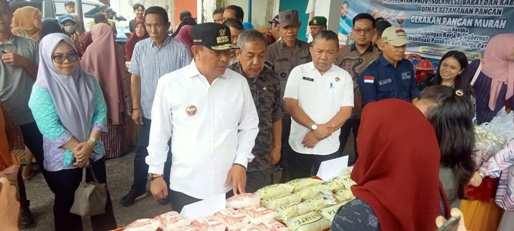 Pj Gubernur Tinjau GPM di Pasangkayu, Temukan Harga Beras Cenderung Naik