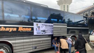 Pemkot Palu Berangkatkan 100 Penumpang Mudik Gratis dari Makassar