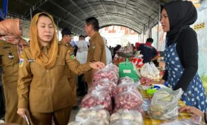 Wakil Wali Kota Buka Pasar Murah, Warga Kembali Diingatkan Berbelanja Bijak