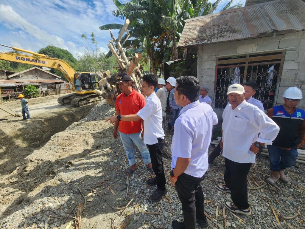 Respons Cepat Perintah Gubernur Sulteng, Kabid Minerba Tinjau Poros Palu – Donggala