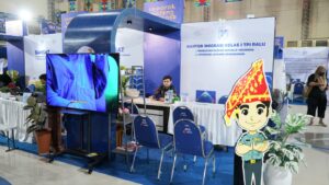 Imigrasi Palu Hadir di Tengah Masyarakat: Pelayanan Keimigrasian di Event Semarak Sulteng Nambaso 2025