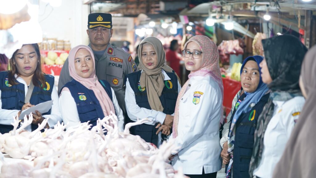 Satgas Pangan Turun ke Pasar Inpres Manonda, Harga Kebutuhan Pokok Masih Stabil