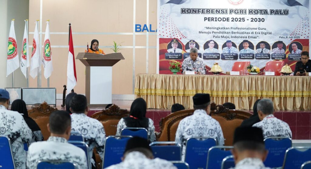 Pengurus Baru PGRI Palu Diminta Perjuangkan Kesejahteraan Guru