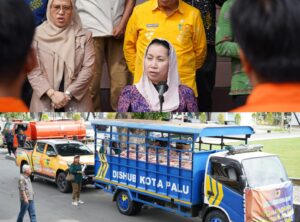Dilepas Wawali, Hadianto Bawa Bantuan untuk Korban Banjir Desa Limboro