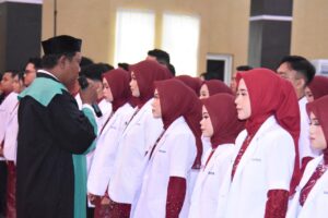 Untad Kembali Hasilkan Puluhan Dokter Muda