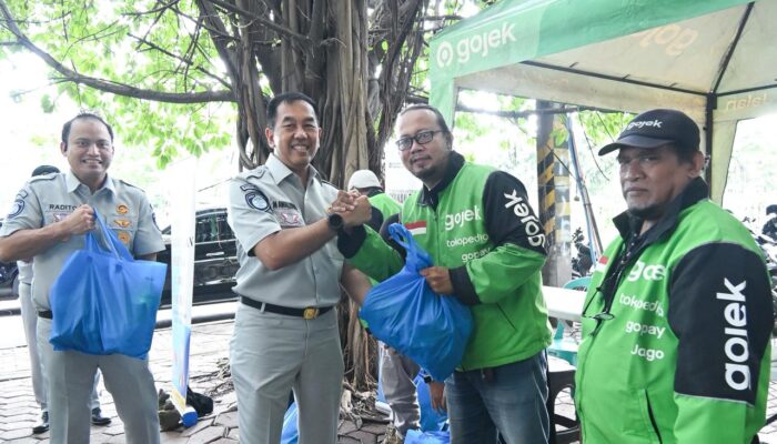 Jasa Raharja Hadir di Tengah Komunitas Ojol Rawa Buaya Jakarta  