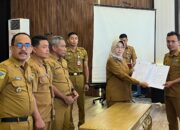 Targetkan PAD Maksimal, Pemkot Palu Serahkan SPPT PBB-P2 ke Lurah – Camat