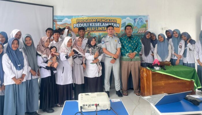 Jasa Raharja Sulawesi Tengah Edukasi Tertib Berlalu Lintas di MA Darul Ulum Toili