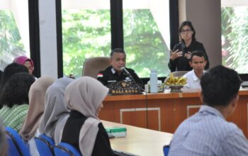 Wali Kota Palu Ingin Tiap Dinas Punya Ahli Bahasa Isyarat