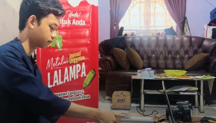Jemput Bola, Imigrasi Palu Permudah Warga Parimo Urus Paspor Lewat Lalampa