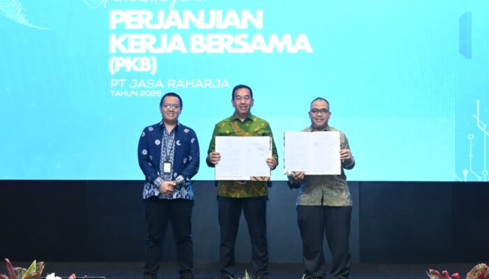 Saksikan Penandatanganan PKB Jasa Raharja, Menaker Dorong Hubungan Industrial Transformatif